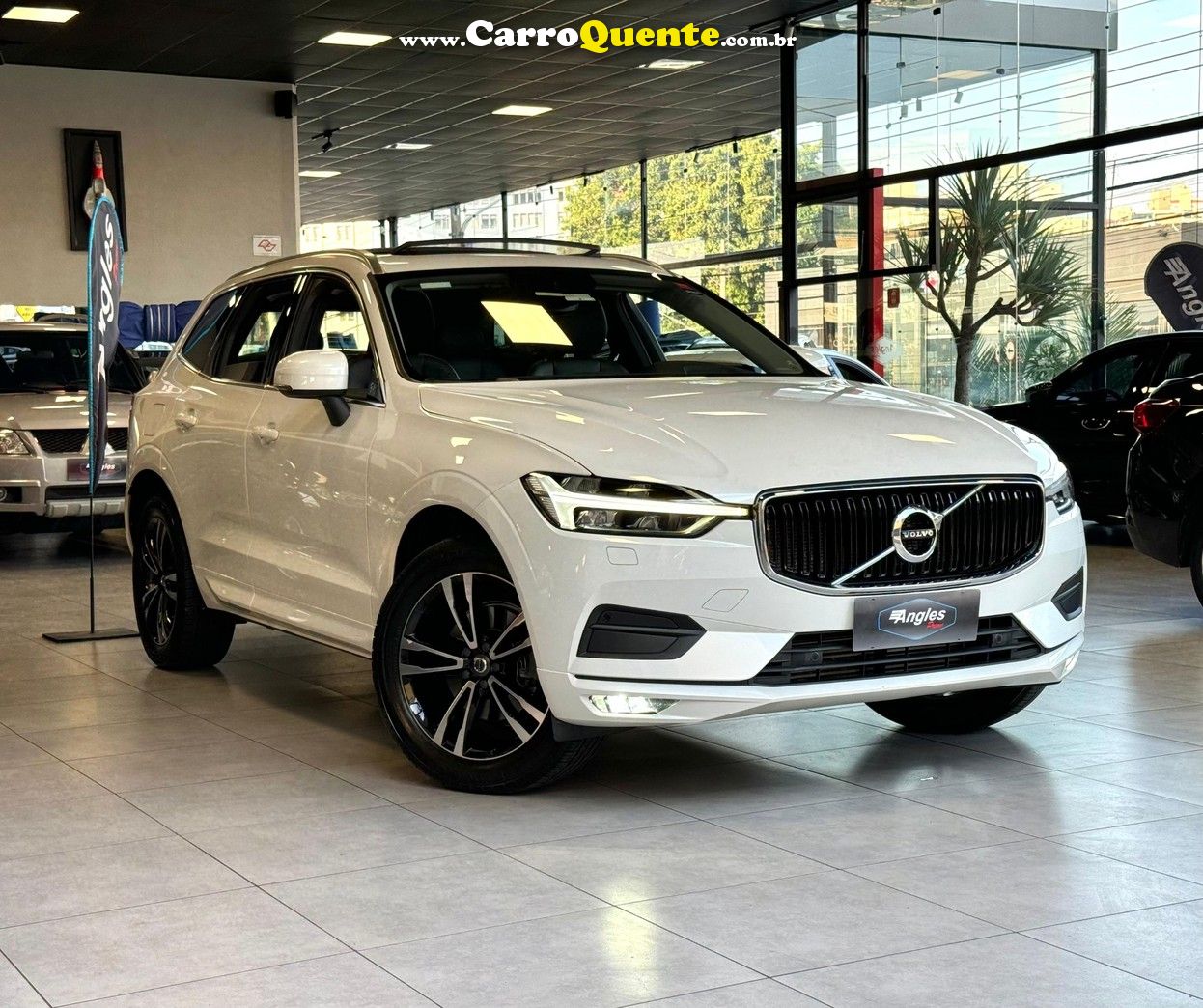 VOLVO XC60 2.0 T5 MOMENTUM AWD - Loja