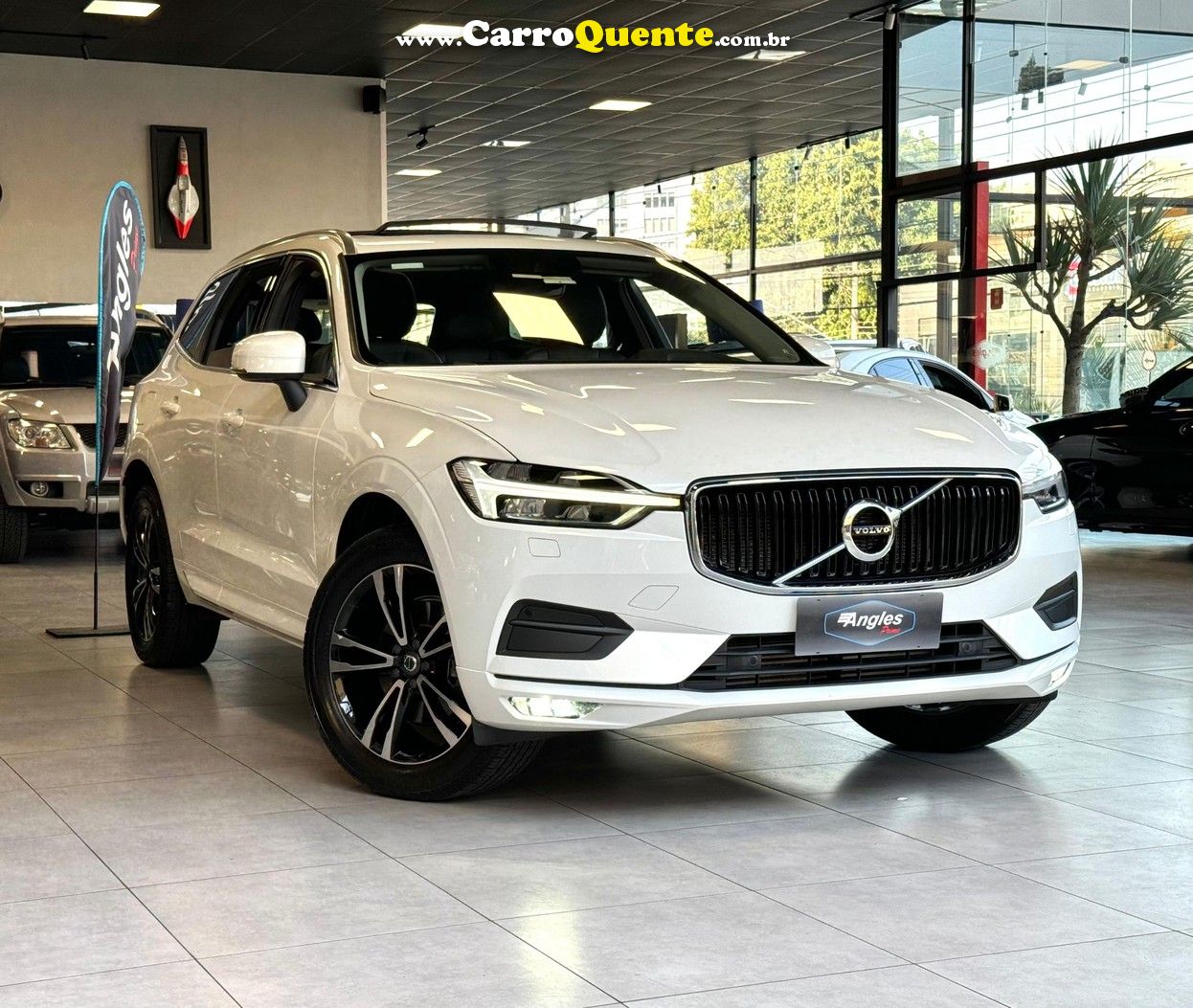 VOLVO XC60 2.0 T5 MOMENTUM AWD - Loja