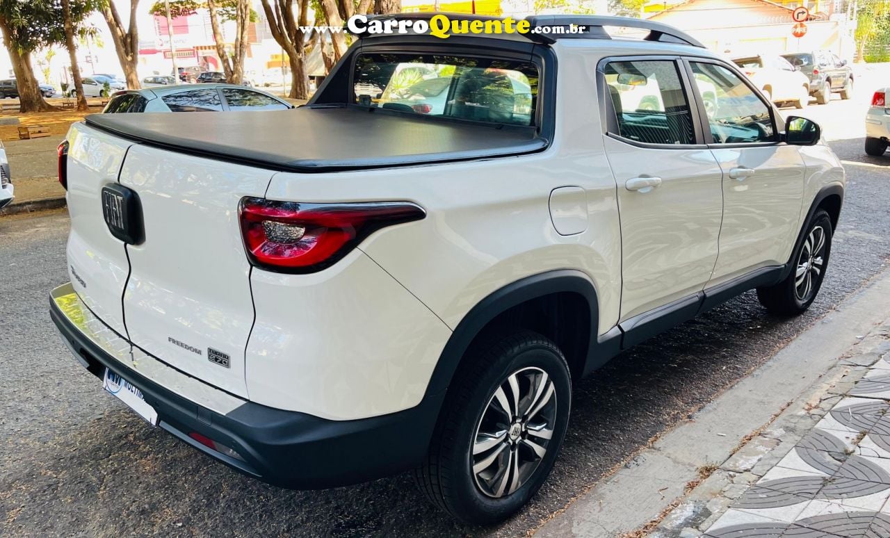 FIAT TORO 1.3 TURBO 270 FREEDOM AT6 - Loja