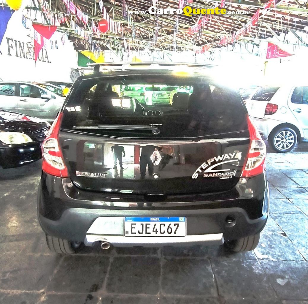 RENAULT SANDERO 1.6 STEPWAY 16V 2009 - Loja