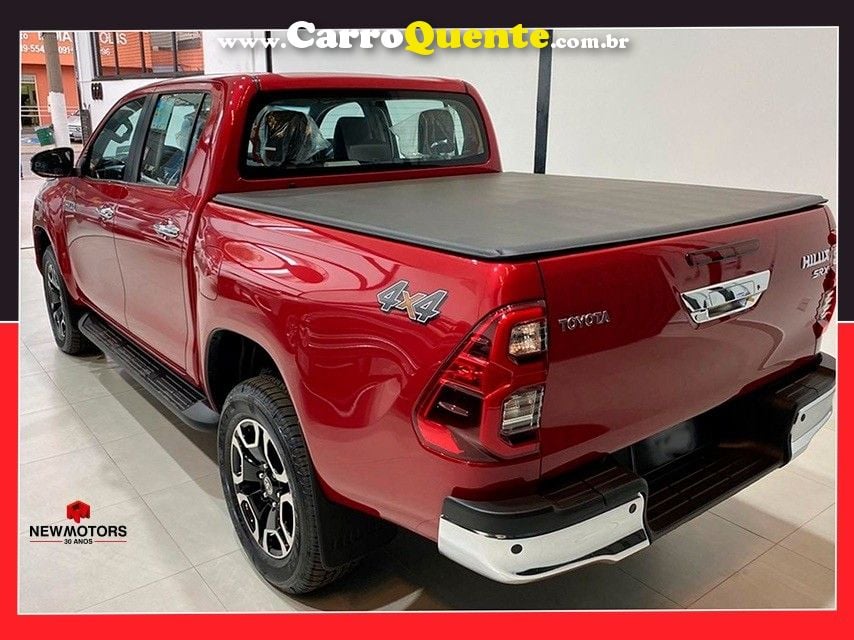 TOYOTA HILUX 2.8 D-4D TURBO CD SRX 4X4 - Loja