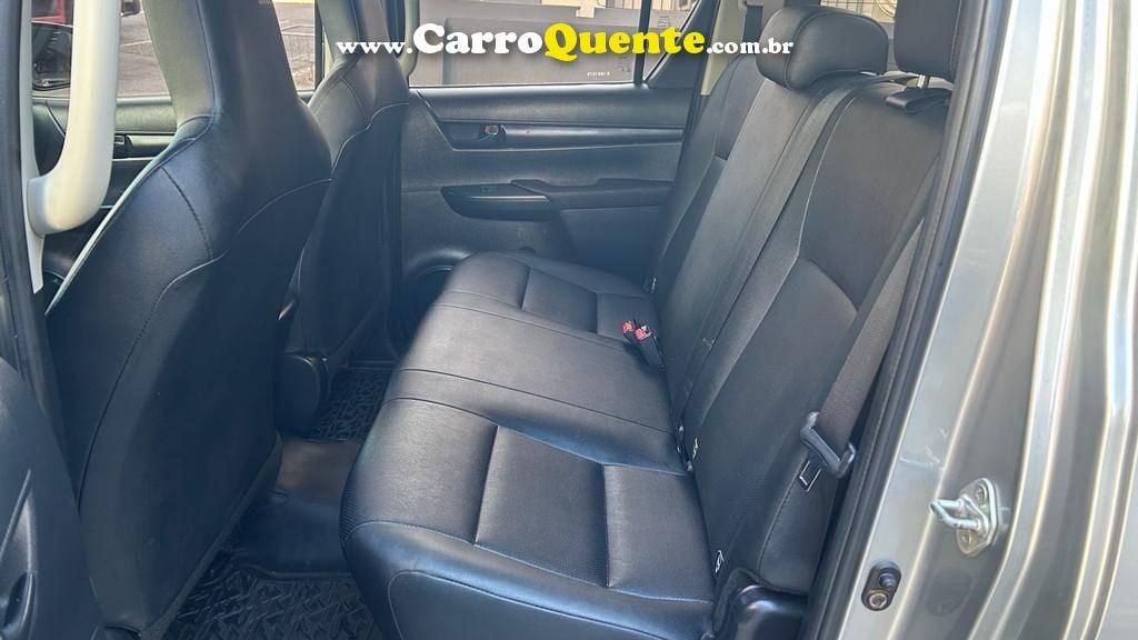 TOYOTA HILUX 2.8 STD 4X4 CD 16V - Loja