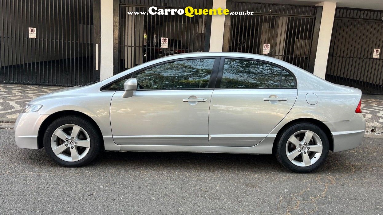 HONDA CIVIC 1.8 LXS 16V - Loja