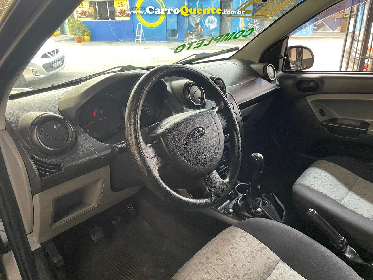 FORD FIESTA 1.0 MPI CLASS HATCH 8V - Loja