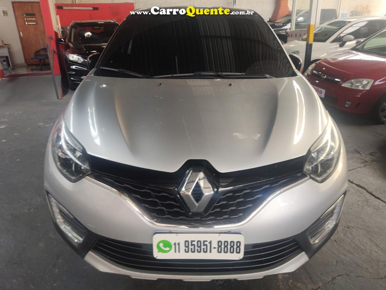 RENAULT   CAPTUR INTENSE 1.6 16V FLEX 5P AUT.   PRATA 2020 1.6 FLEX - Loja