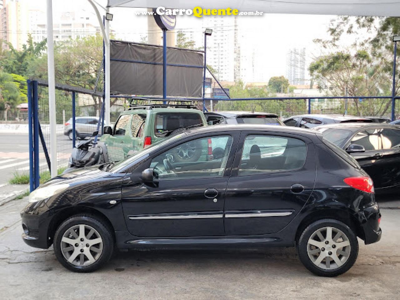 PEUGEOT   207 XR SPORT 1.4 FLEX 8V 5P   PRETO 2013 1.4 8V FLEX - Loja