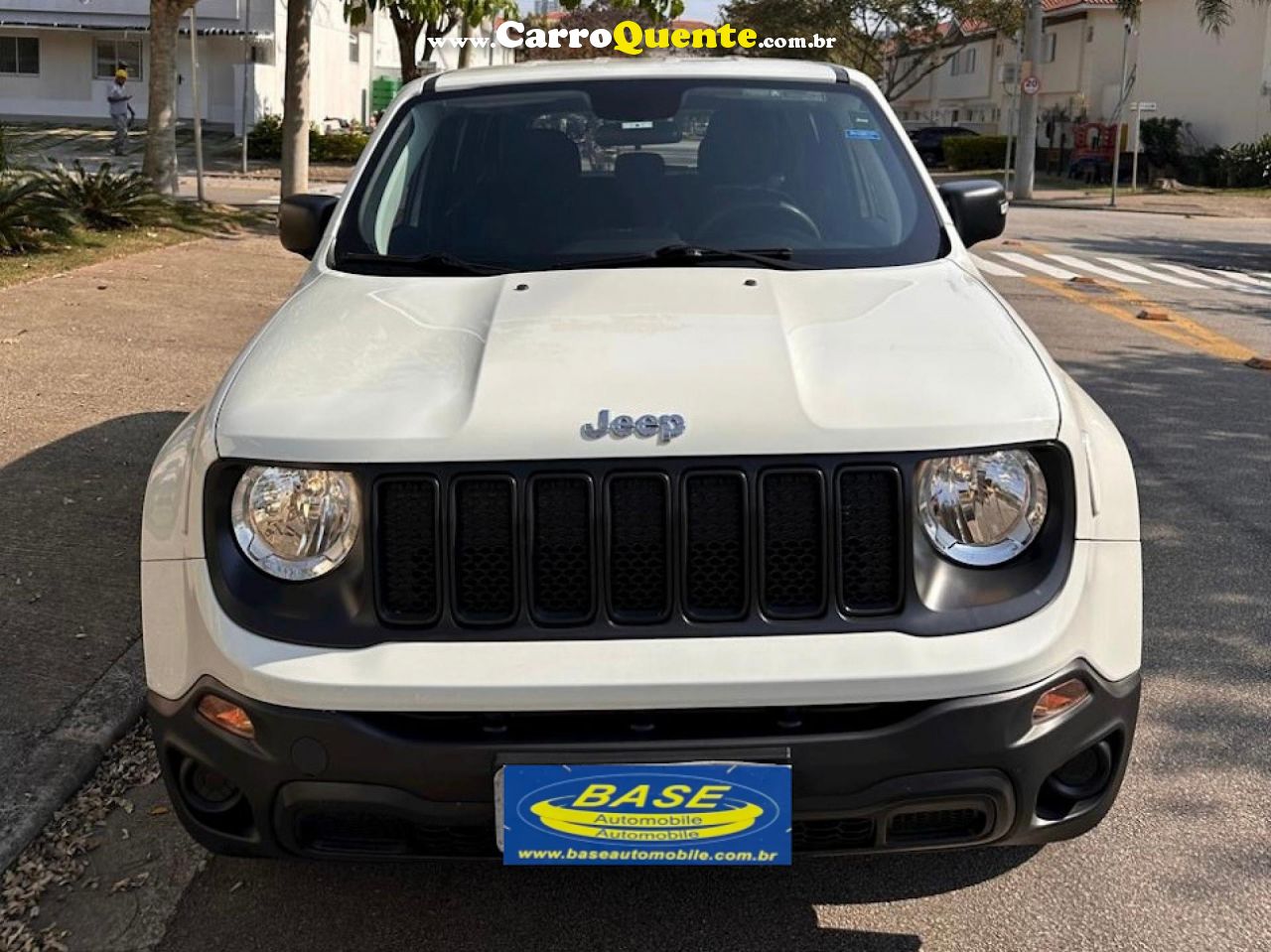 JEEP   RENEGADE1.8 4X2 FLEX 16V AUT.(PCD)   BRANCO 2020 1.8 16V FLEX - Loja