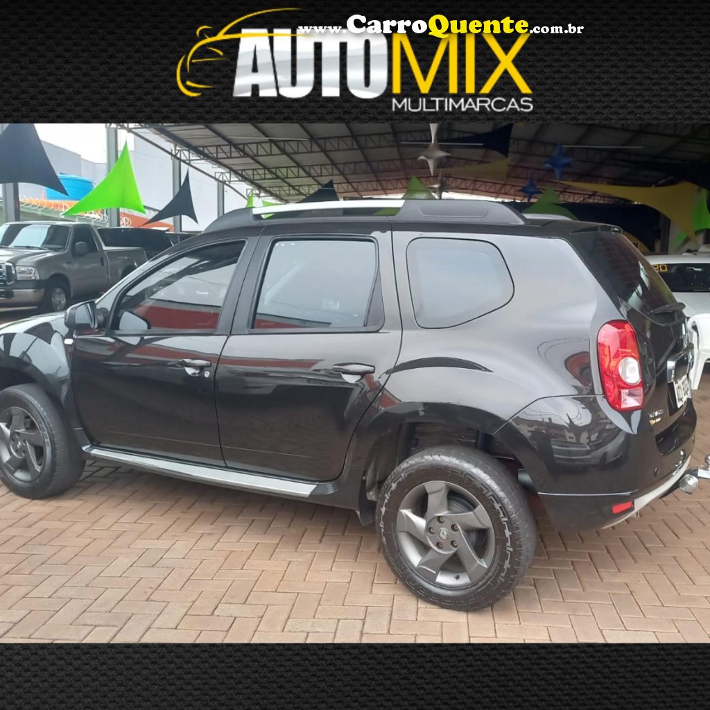 RENAULT   DUSTER DYNAMIQUE 2.0 HI-FLEX 16V MEC.   PRETO 2015 2.0 GASOLINA - Loja