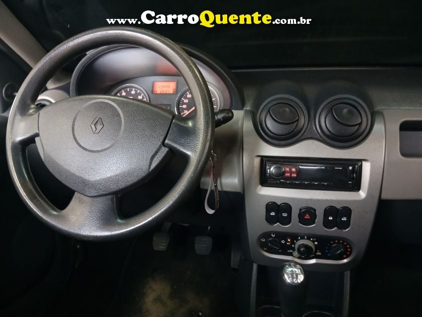 Renault SANDERO 1.0 EXPRESSION 16V FLEX 4P MANUAL - Loja