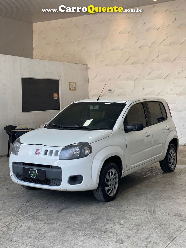 Fiat UNO 1.0 EVO VIVACE 8V FLEX 4P MANUAL - Loja