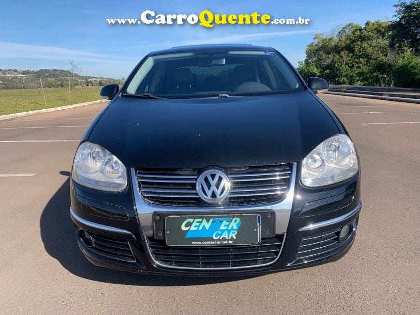 Volkswagen JETTA 2.5 I 20V 170CV GASOLINA 4P TIPTRONIC - Loja