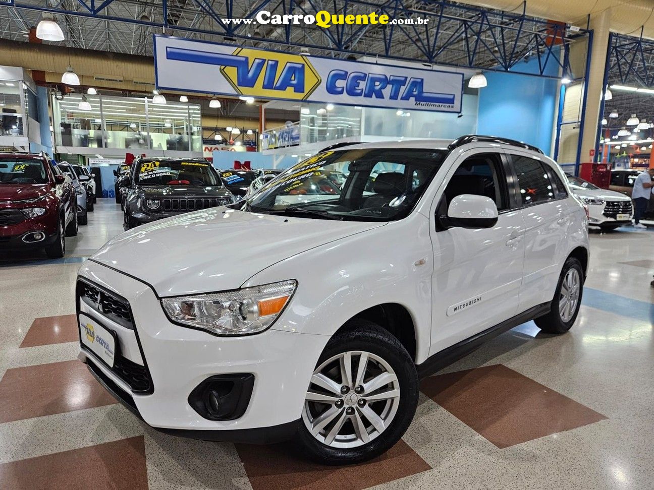 MITSUBISHI ASX 2.0 AUTOMÁTICA * C/ BANCOS DE COURO * - Loja