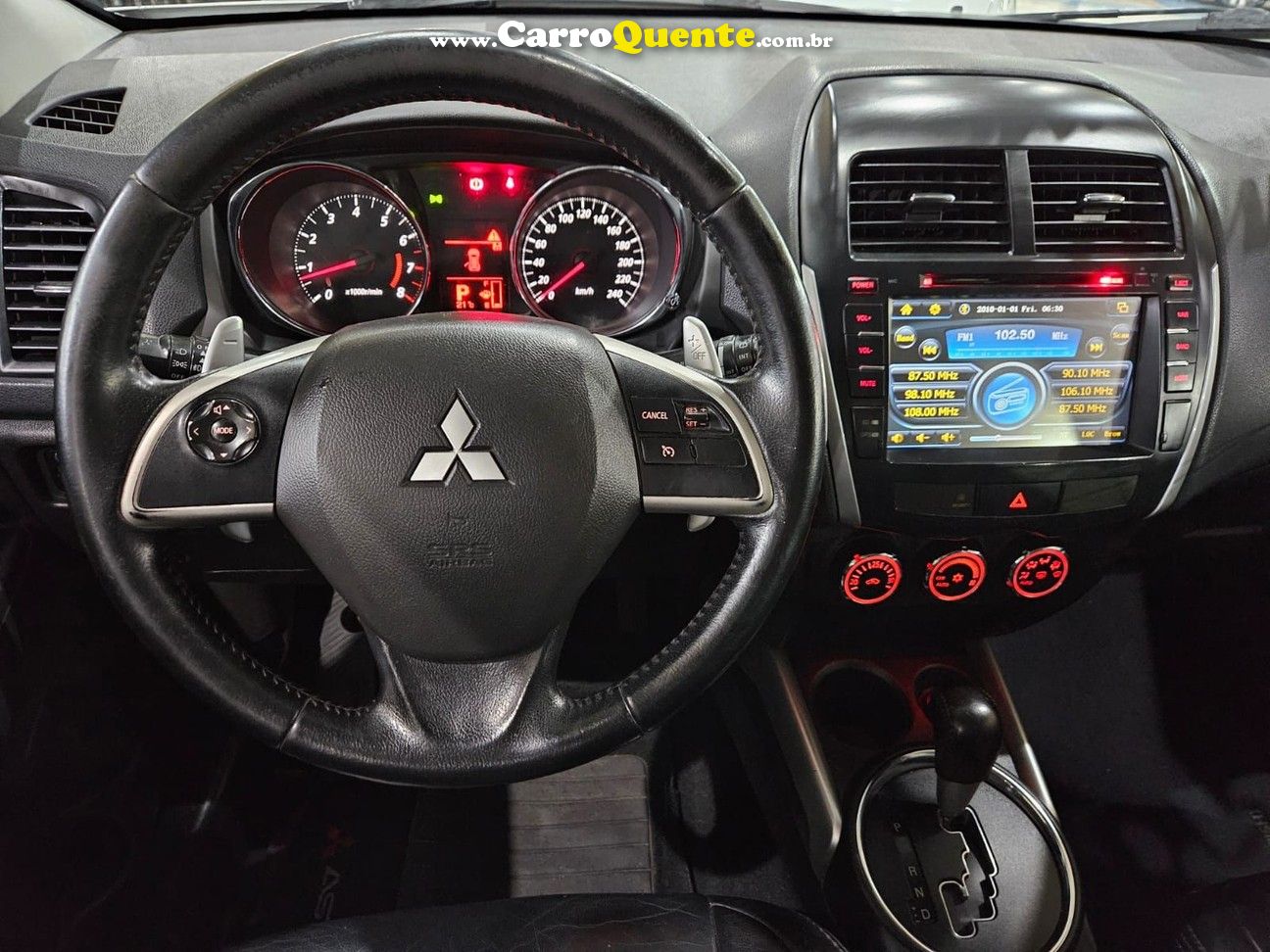 MITSUBISHI ASX 2.0 AUTOMÁTICA * C/ BANCOS DE COURO * - Loja