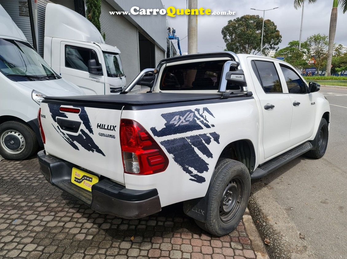 TOYOTA HILUX 2.8 STD 4X4 CD 16V - Loja