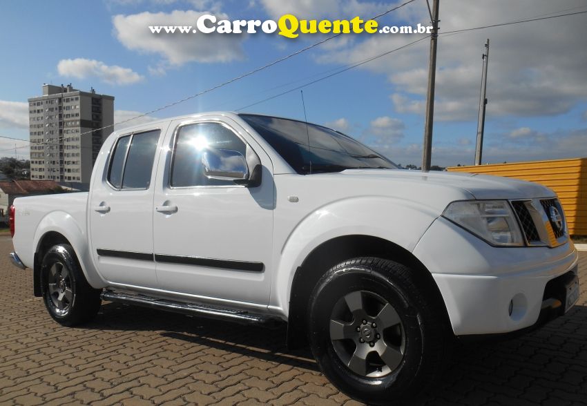 Nissan FRONTIER 2.5 XE 4X4 CD TURBO ELETRONIC DIESEL 4P MANUAL - Loja