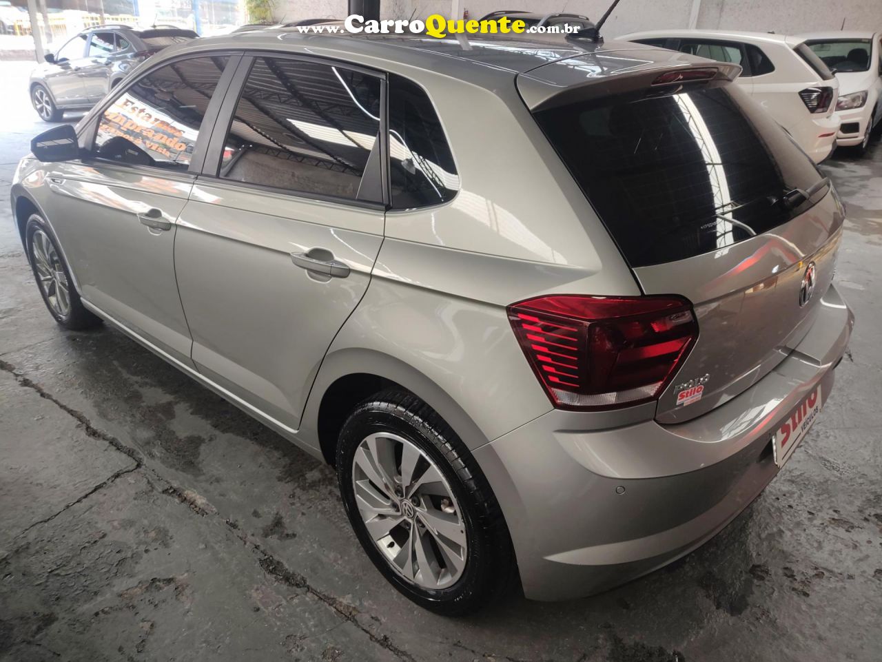 VOLKSWAGEN   POLO HIGHLINE 200 TSI 1.0 FLEX 12V AUT.   PRATA 2019 1.0 FLEX - Loja