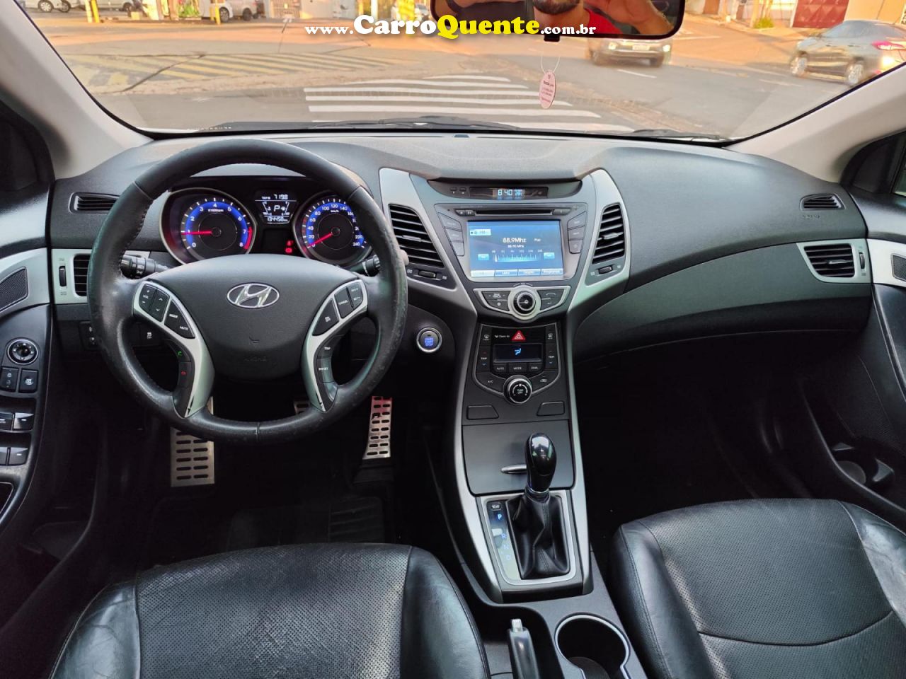 HYUNDAI   ELANTRA GLS 2.0 16V FLEX AUT.   BRANCO 2015 2.0 FLEX - Loja