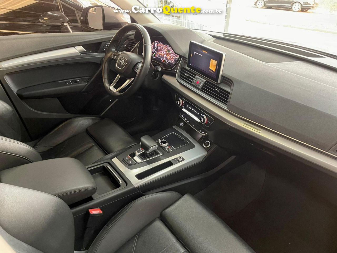 AUDI   Q5 AMBIENTE 2.0 TFSI QUATTRO S TRONIC   PRATA 2018 2.0 GASOLINA - Loja