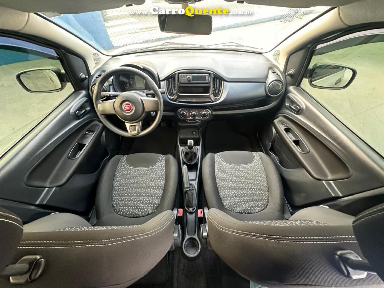 FIAT   UNO ATTRACTIVE 1.0 FIRE FLEX 8V 5P   PRATA 2021 1.0 FLEX - Loja