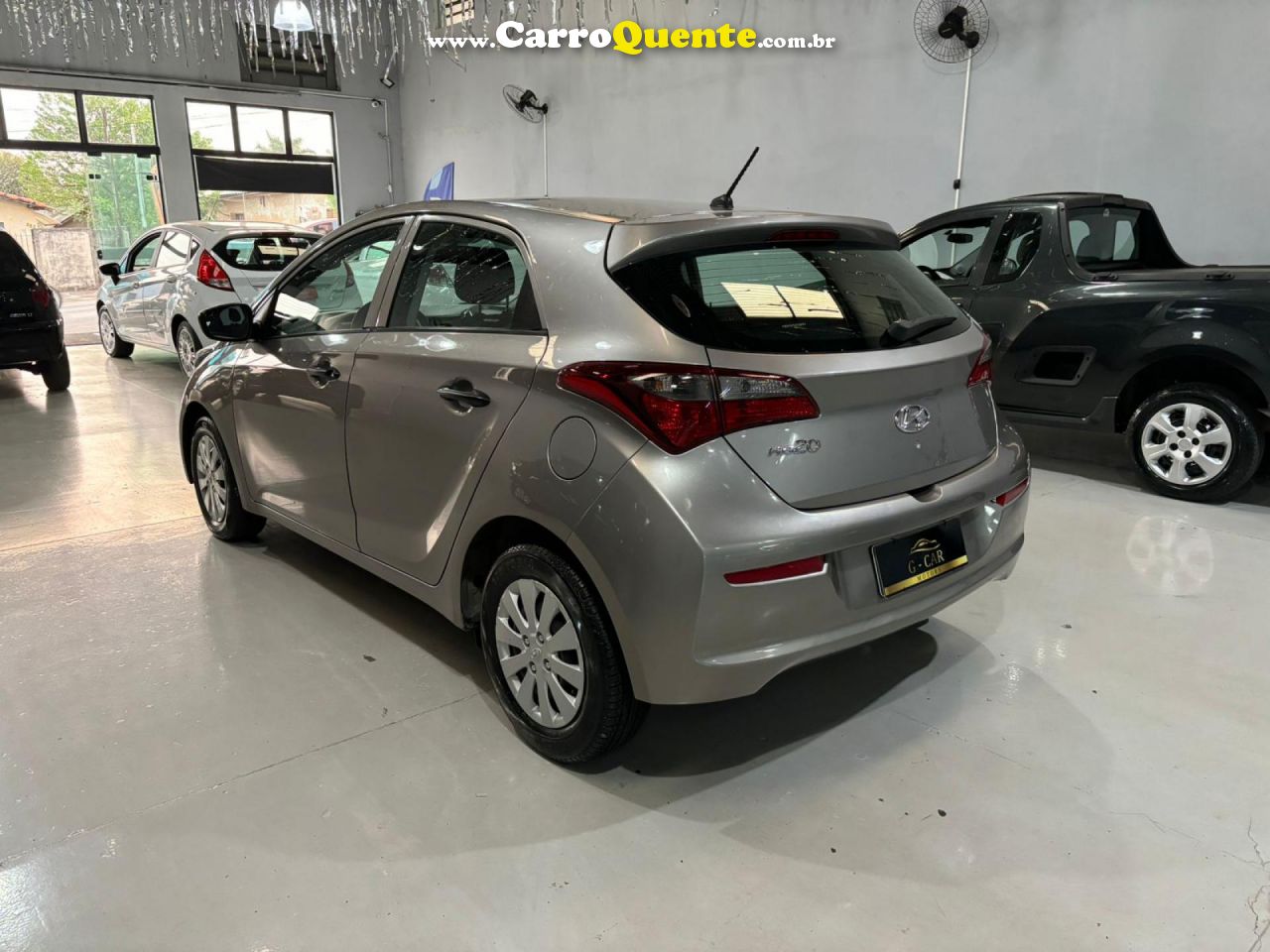 HYUNDAI   HB20 UNIQUE 1.0 FLEX 12V MEC.   PRATA 2019 1.0 FLEX - Loja