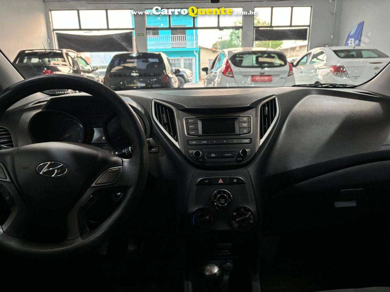 HYUNDAI   HB20 UNIQUE 1.0 FLEX 12V MEC.   PRATA 2019 1.0 FLEX - Loja