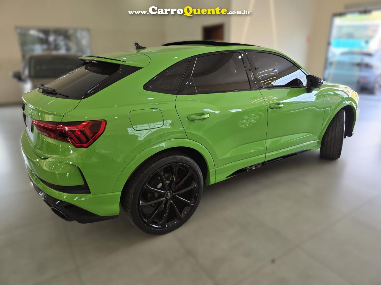 AUDI   AUDI RSQ3 SPB 2.5 TFSI 2021 VERDE KYALAMI   VERDE 2021 2.5 GASOLINA - Loja