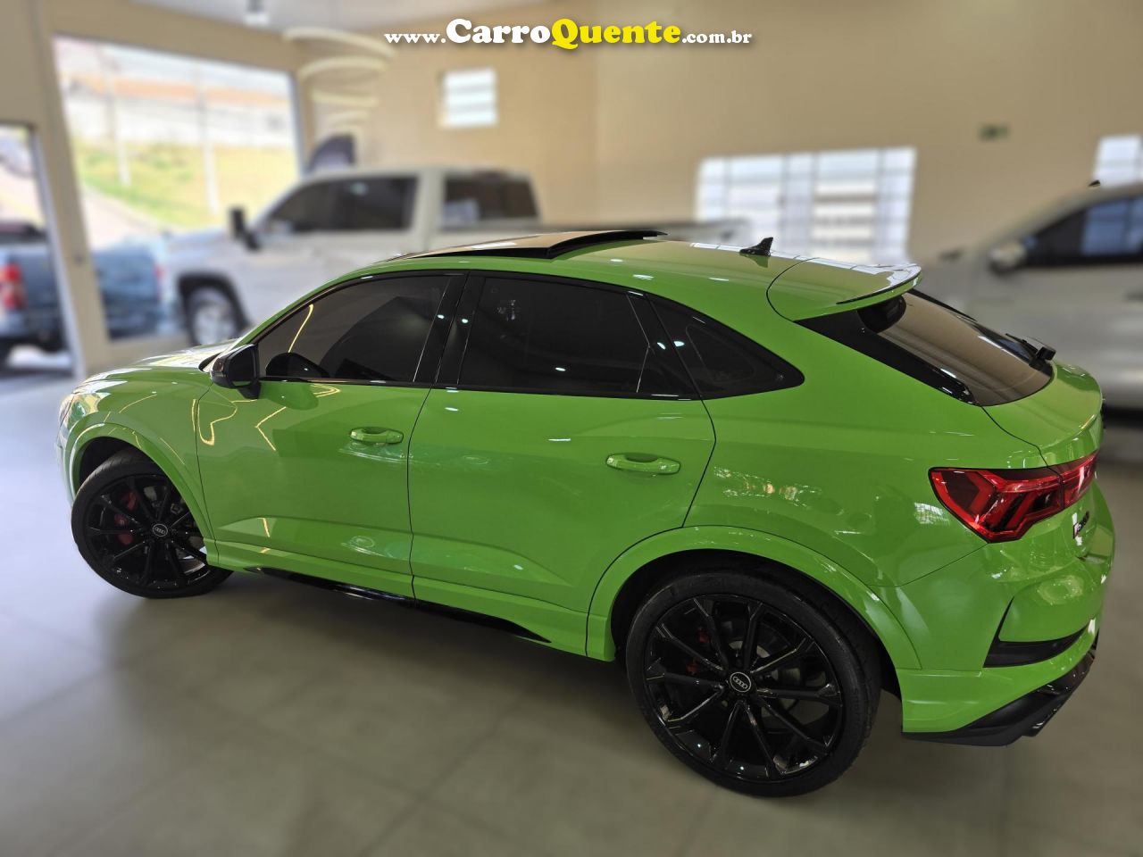 AUDI   AUDI RSQ3 SPB 2.5 TFSI 2021 VERDE KYALAMI   VERDE 2021 2.5 GASOLINA - Loja