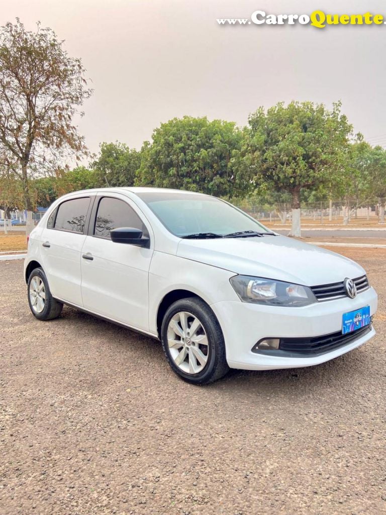 VOLKSWAGEN   GOL TRENDLINE 1.6 T.FLEX 8V 5P   BRANCO 2015 1.6 GASOLINA - Loja