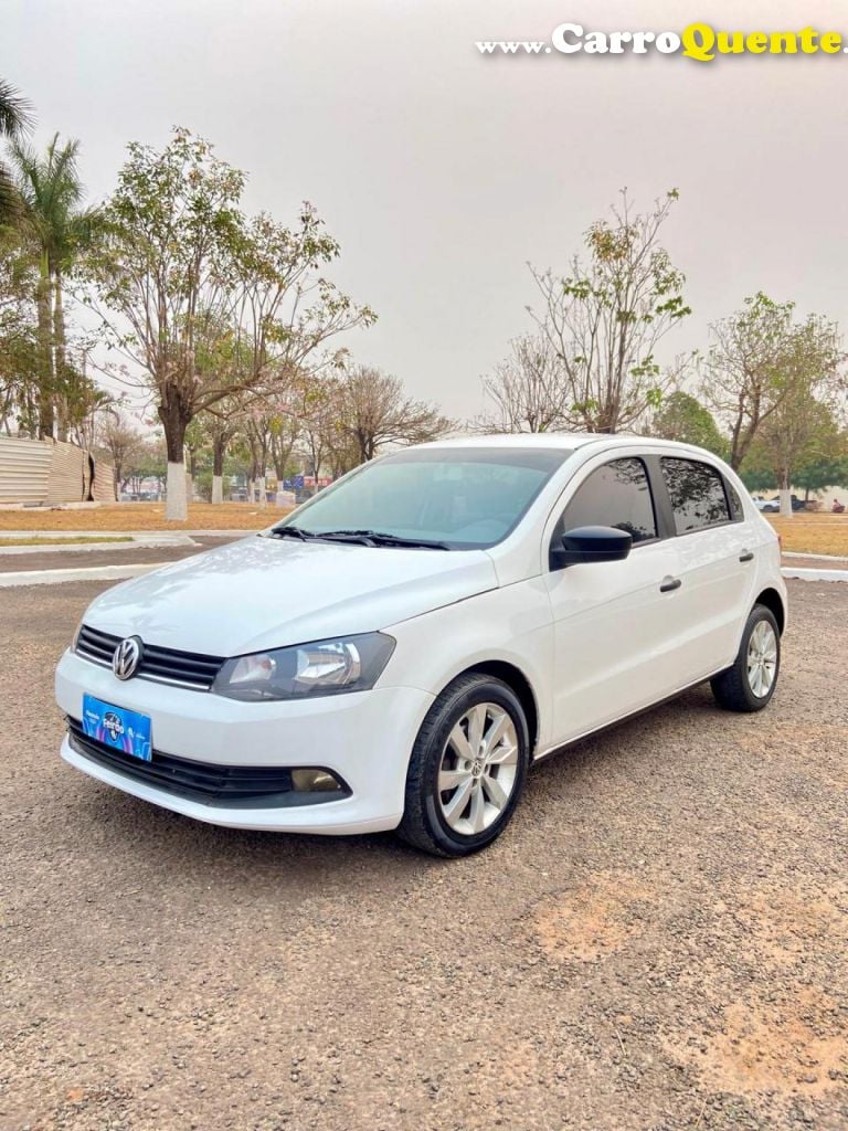 VOLKSWAGEN   GOL TRENDLINE 1.6 T.FLEX 8V 5P   BRANCO 2015 1.6 GASOLINA - Loja