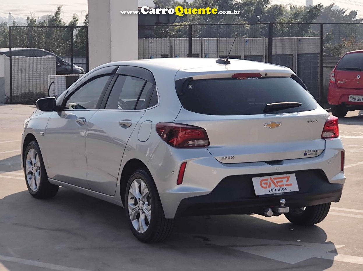 CHEVROLET ONIX 1.0 TURBO PREMIER - Loja