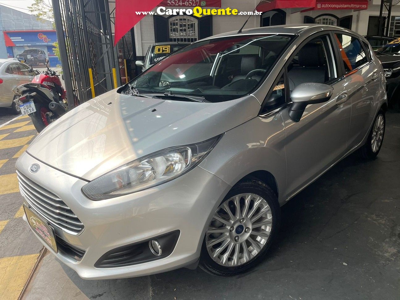 FORD FIESTA 1.6 TITANIUM HATCH 16V - Loja