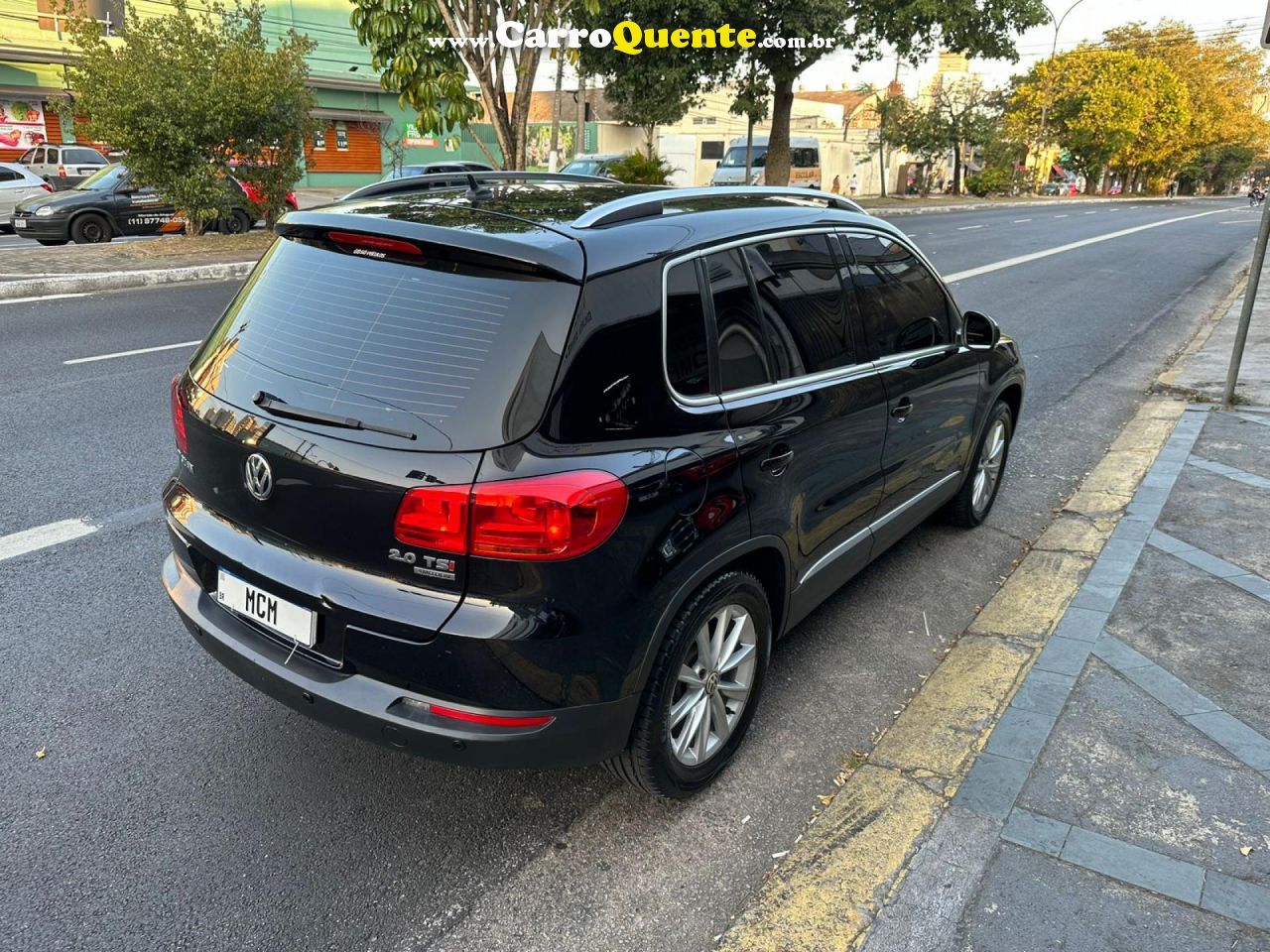 VOLKSWAGEN   TIGUAN 2.0 TSI 16V 200CV TIPTRONIC 5P   PRETO 2014 2.0 GASOLINA - Loja