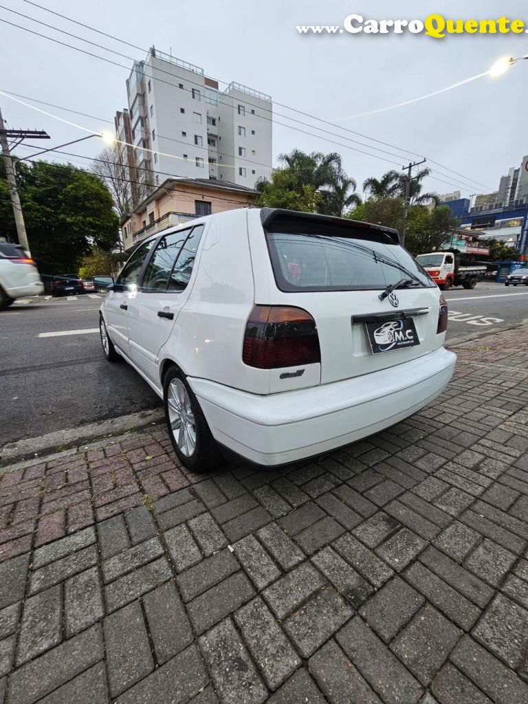 VOLKSWAGEN   GOLF GL 1.8 2.0I 4P   BRANCO 1996 1.8 GASOLINA - Loja