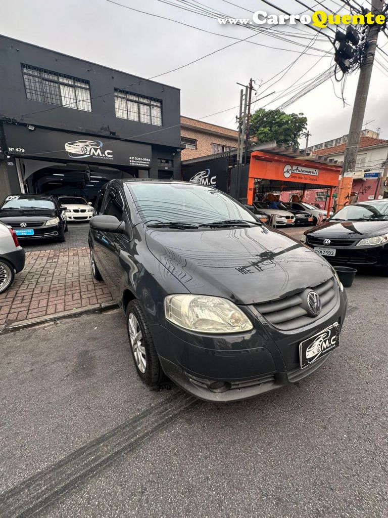 VOLKSWAGEN   FOX CITY 1.0 MI 1.0MI TOTAL FLEX 8V 5P   CINZA 2009 1.0 FLEX - Loja