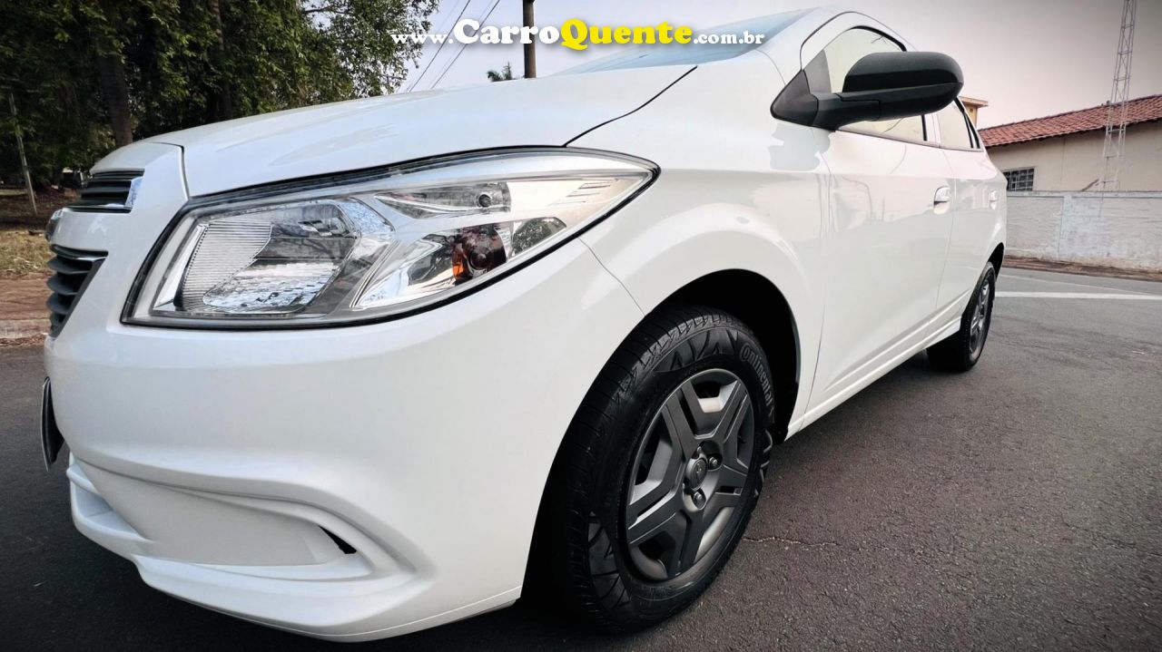 CHEVROLET   ONIX HATCH LT 1.0 8V FLEXPOWER 5P MEC.   BRANCO 2016 1.0 FLEX - Loja