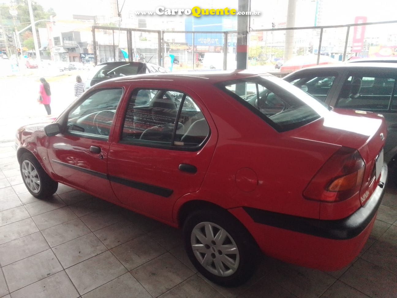 FORD FIESTA 1.6 MPI STREET SEDAN 8V - Loja