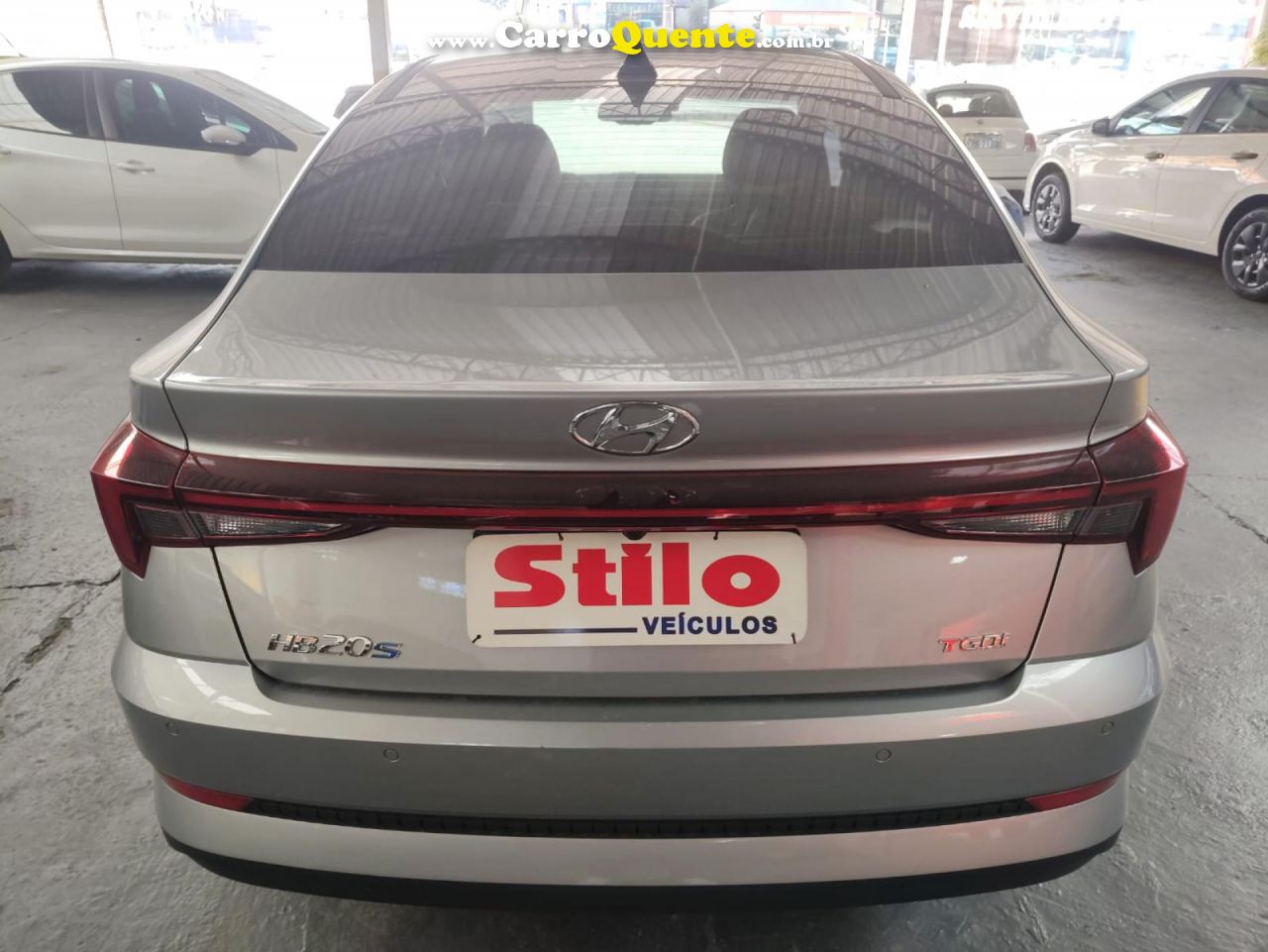 HYUNDAI   HB20S PLATINUM PLUS 1.0 TB FLEX 12V AUT.   PRATA 2024 1.0 FLEX - Loja