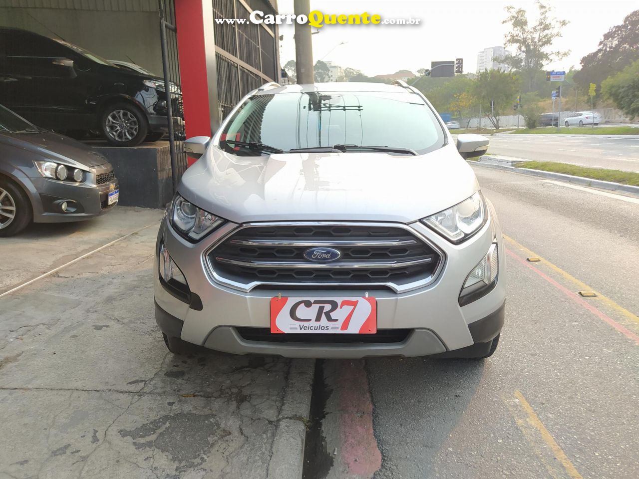 FORD   ECOSPORT TITANIUM 2.0 16V FLEX 5P AUT.   PRATA 2018 2.0 FLEX - Loja