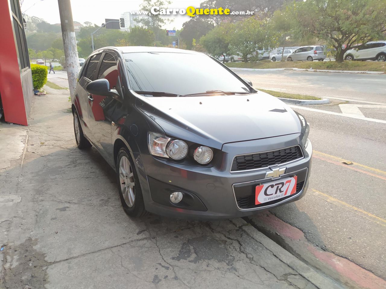 CHEVROLET   SONIC HB LTZ 1.6 16V FLEXPOWER 5P AUT.   CINZA 2013 1.6 FLEX - Loja