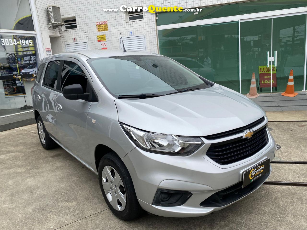 CHEVROLET   SPIN LS 1.8 8V ECONO.FLEX 5P MEC.   PRATA 2021 1.8 FLEX - Loja