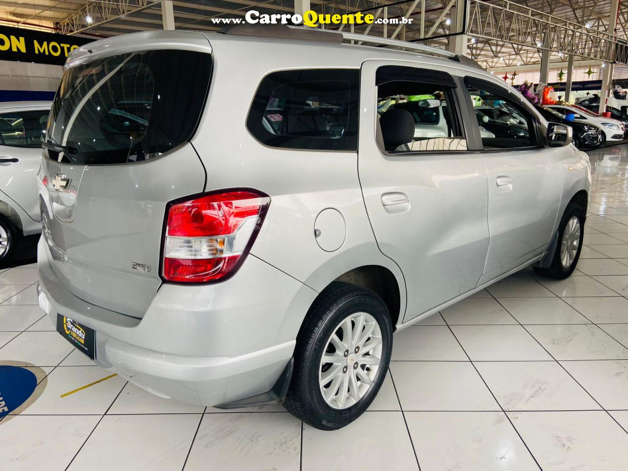 CHEVROLET   SPIN LT 1.8 8V ECONO.FLEX 5P AUT.   PRATA 2014 1.8 FLEX - Loja