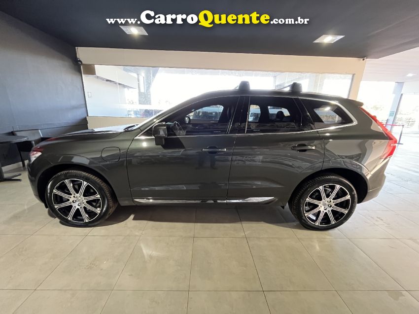 Volvo XC60 2.0 T8 HYBRID INSCRIPTION AWD GEARTRONIC - Loja