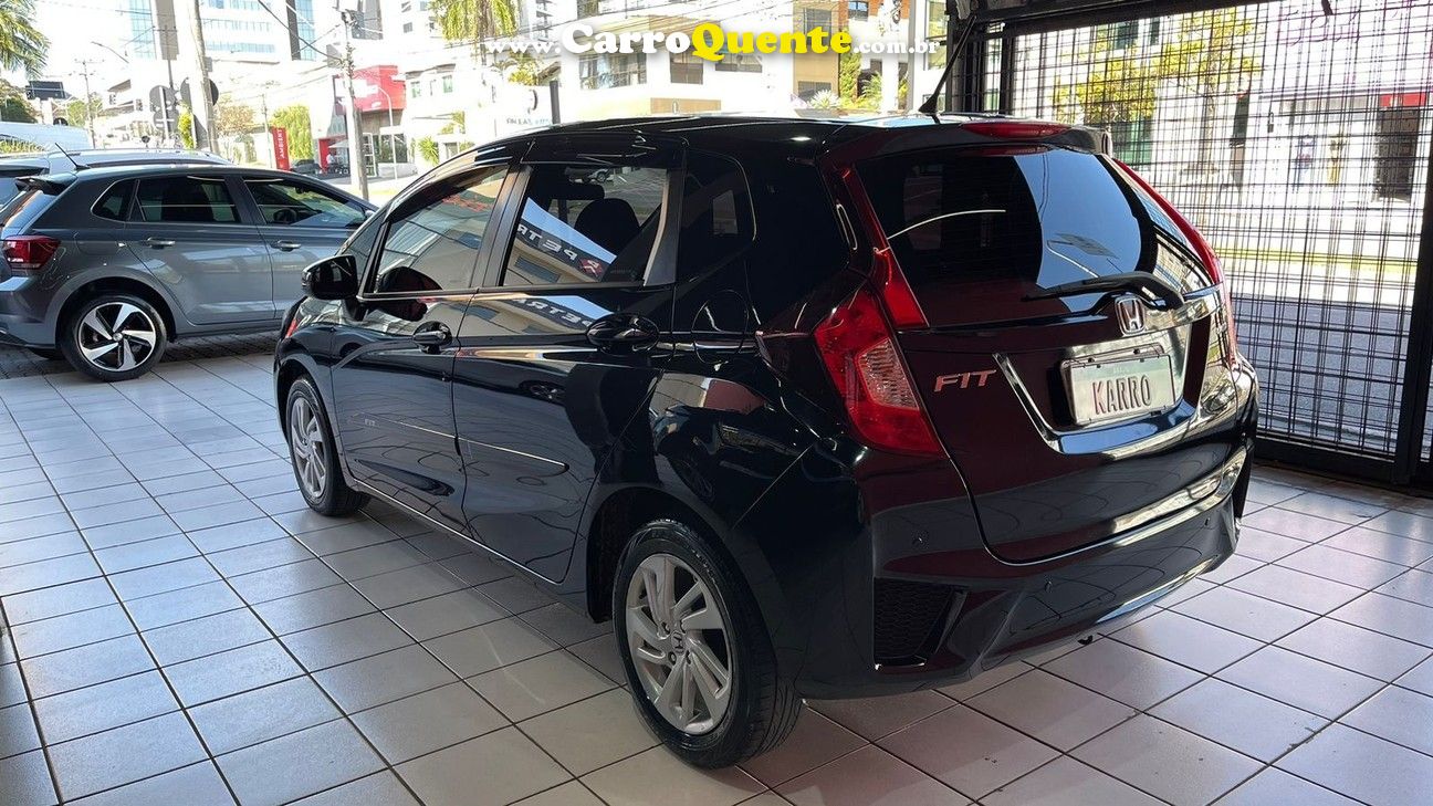 HONDA FIT 1.5 LX 16V - Loja