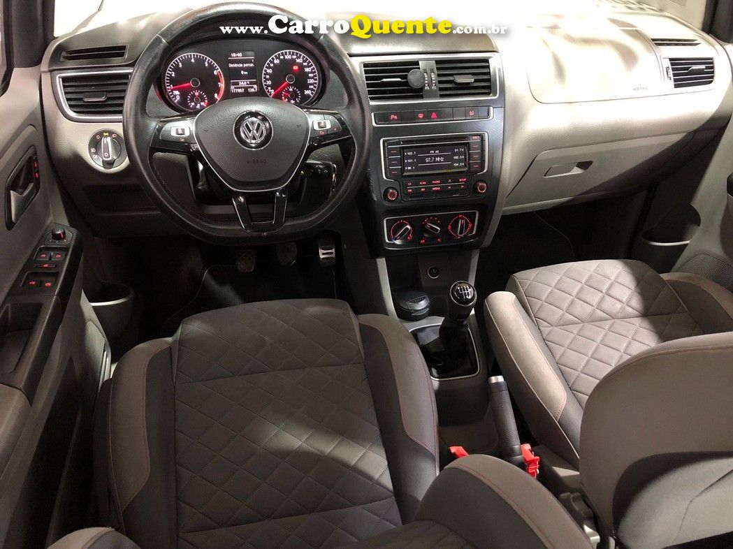 VOLKSWAGEN FOX 1.6 MI HIGHLINE 8V - Loja