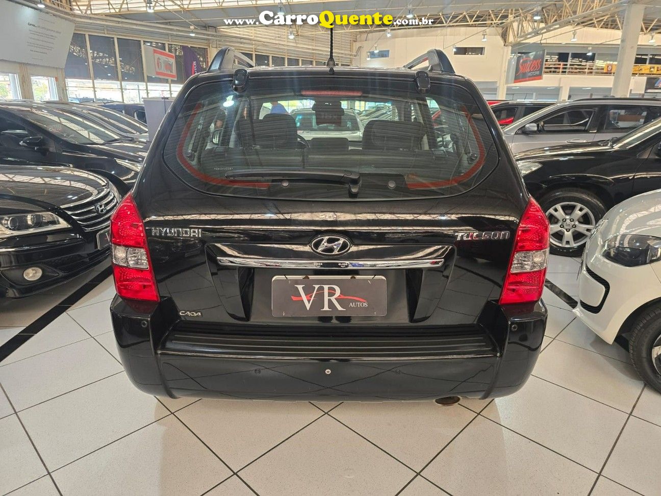 HYUNDAI TUCSON 2.0 MPFI GLS 16V 143CV 2WD 85.000KM NOVA! - Loja