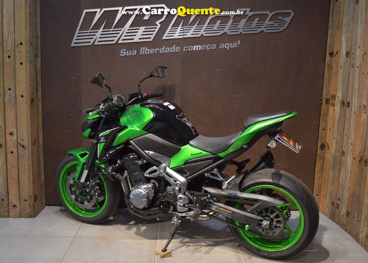 KAWASAKI Z900 - Loja