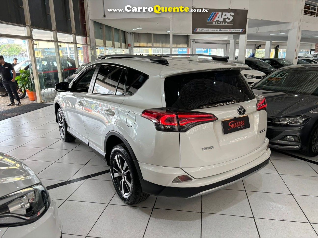 Toyota RAV4 2.0 Top 4x2 4p Automático C/ Teto Solar Só 77.000 Km - Loja