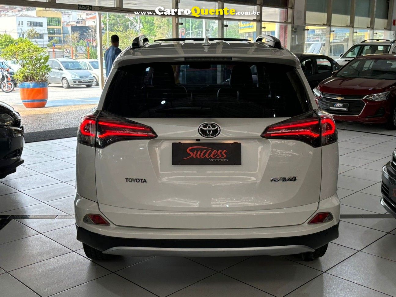 Toyota RAV4 2.0 Top 4x2 4p Automático C/ Teto Solar Só 77.000 Km - Loja