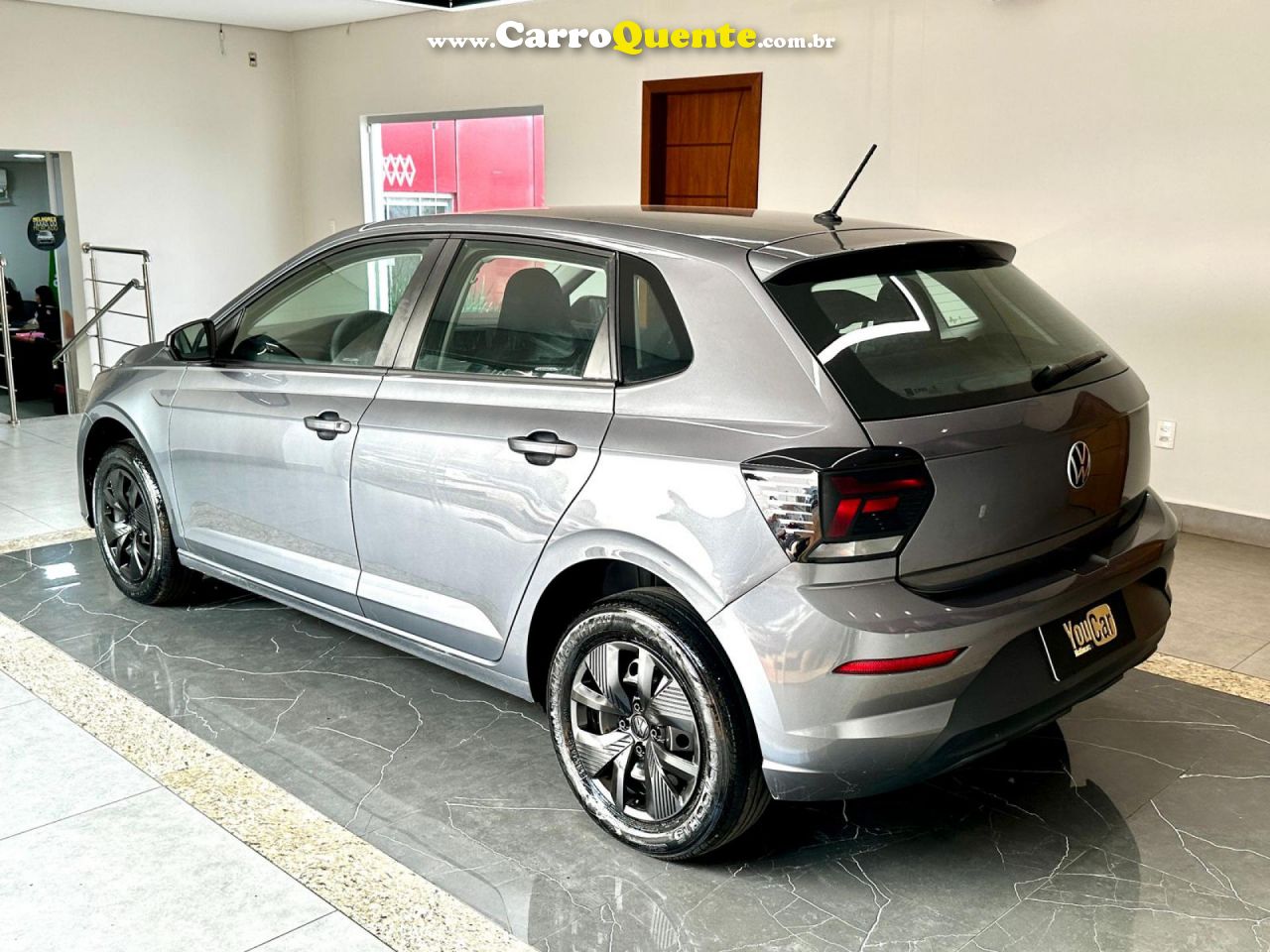 VOLKSWAGEN   POLO TRACK 1.0 FLEX 12V 5P   CINZA 2024 1.0 FLEX - Loja