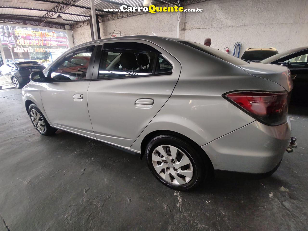 CHEVROLET   PRISMA SED. LT 1.4 8V FLEXPOWER 4P   PRATA 2015 1.4 FLEX - Loja